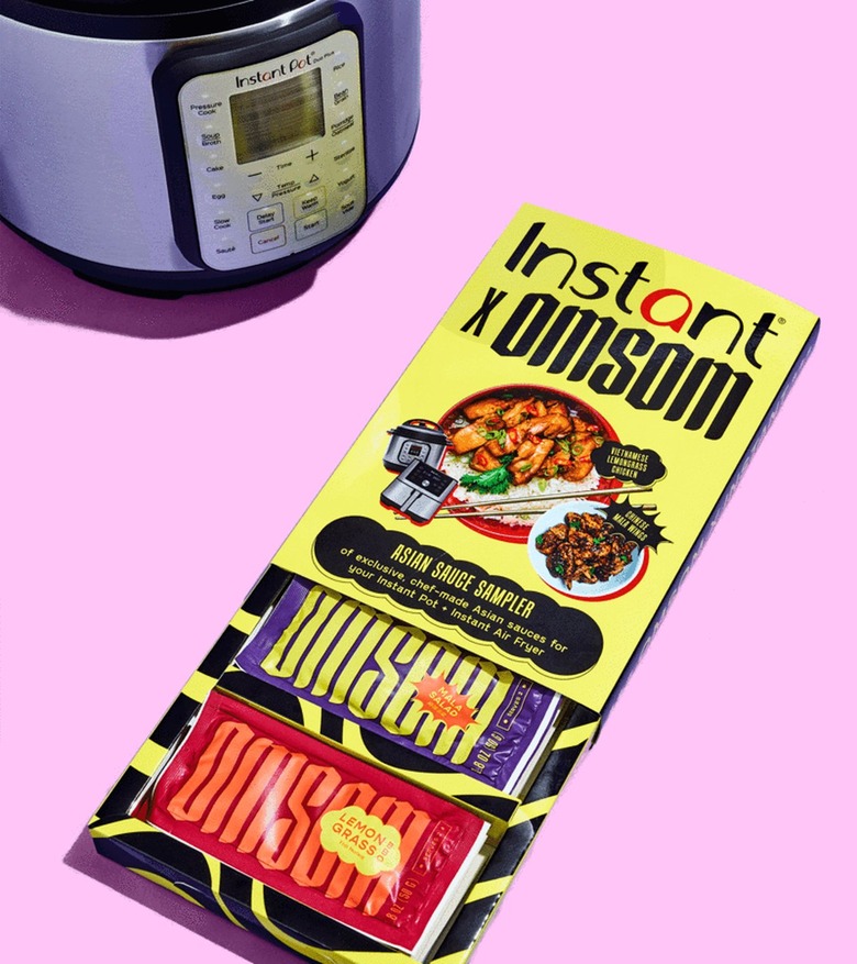 Omsom x Instant Pot Sampler near instant pot on pink/purple background