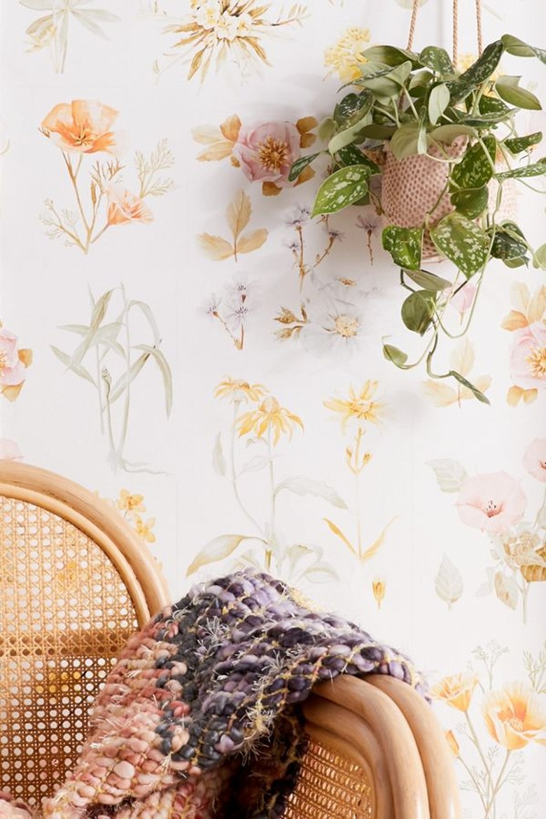 floral wallpaper