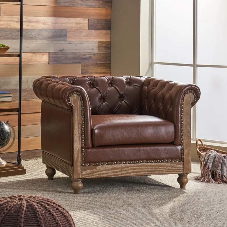 Charlton Home Malibu Upholstered Chesterfield Chair