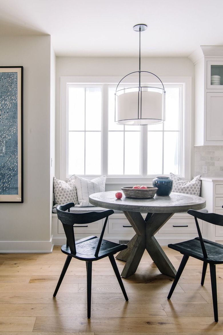 true gray walls in dining area