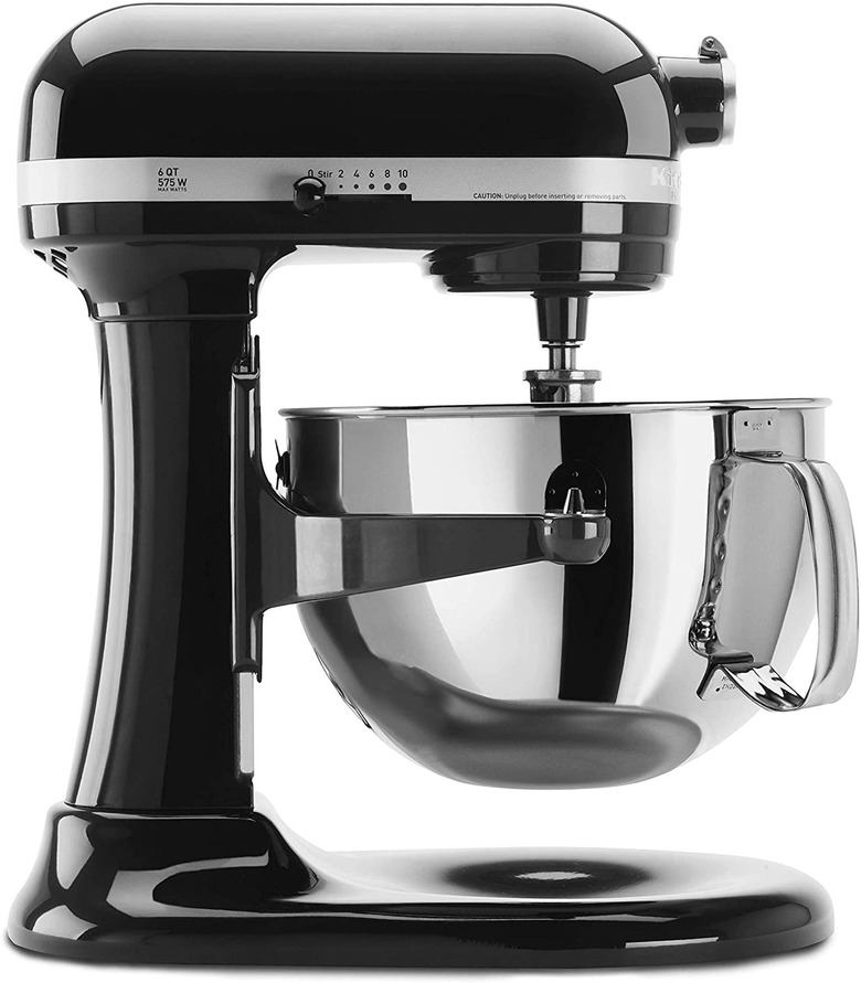 Stand mixer