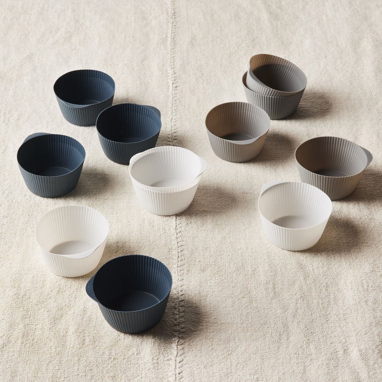 Silicone baking cups