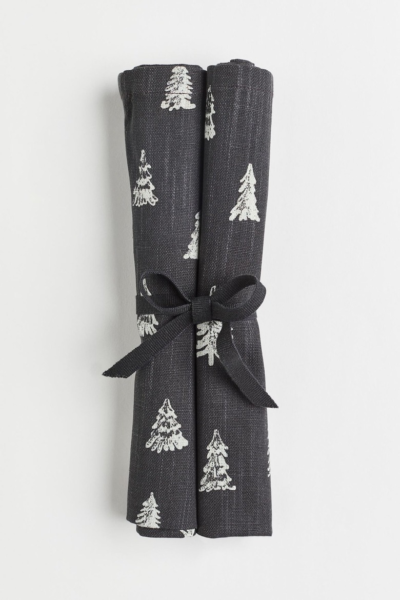 Black and white tree napkins