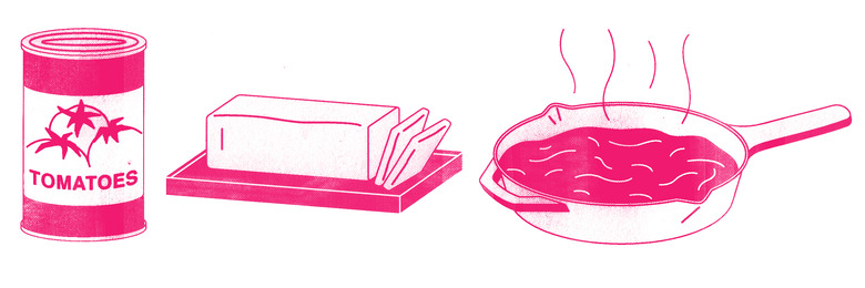 Marcella Hazan's tomato sauce recipe for pasta