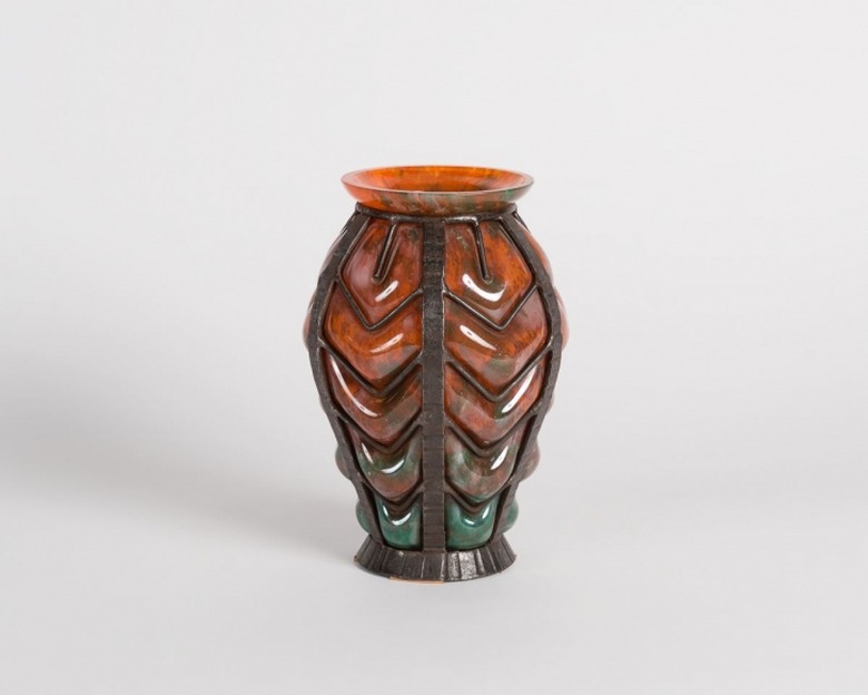 art deco vase