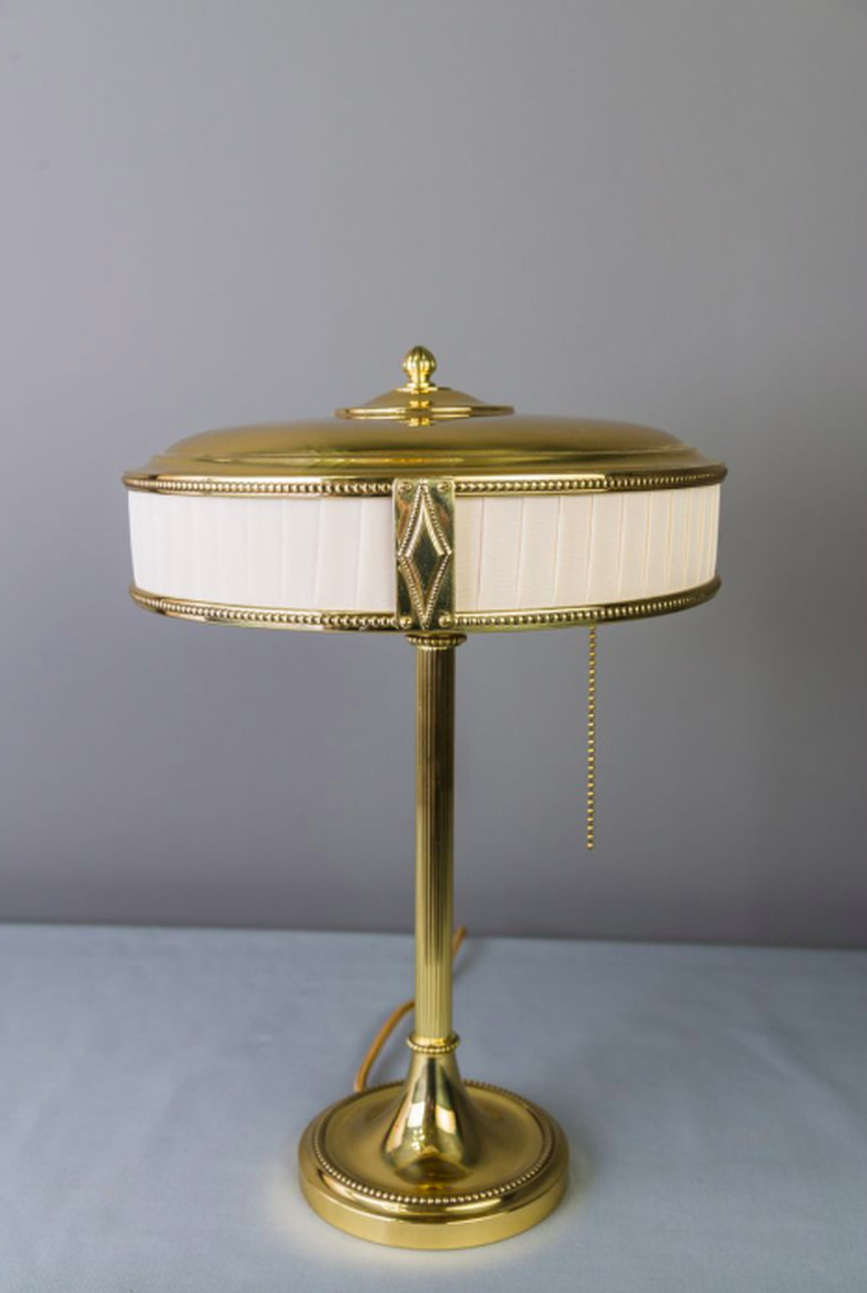 art deco table lamp