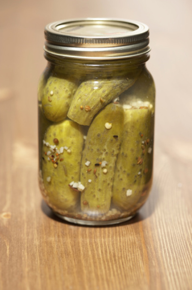 How to Get the Pickle Smell Out of a Pickle Jar Hunker