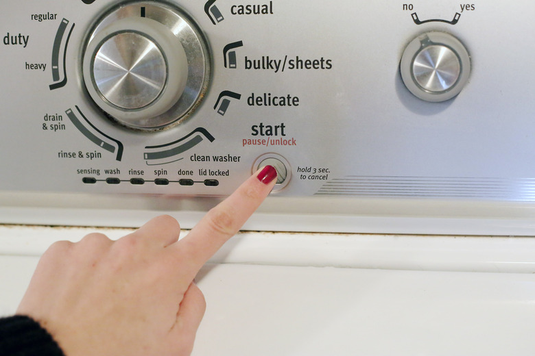 How to Get White Towels Really White Again Hunker