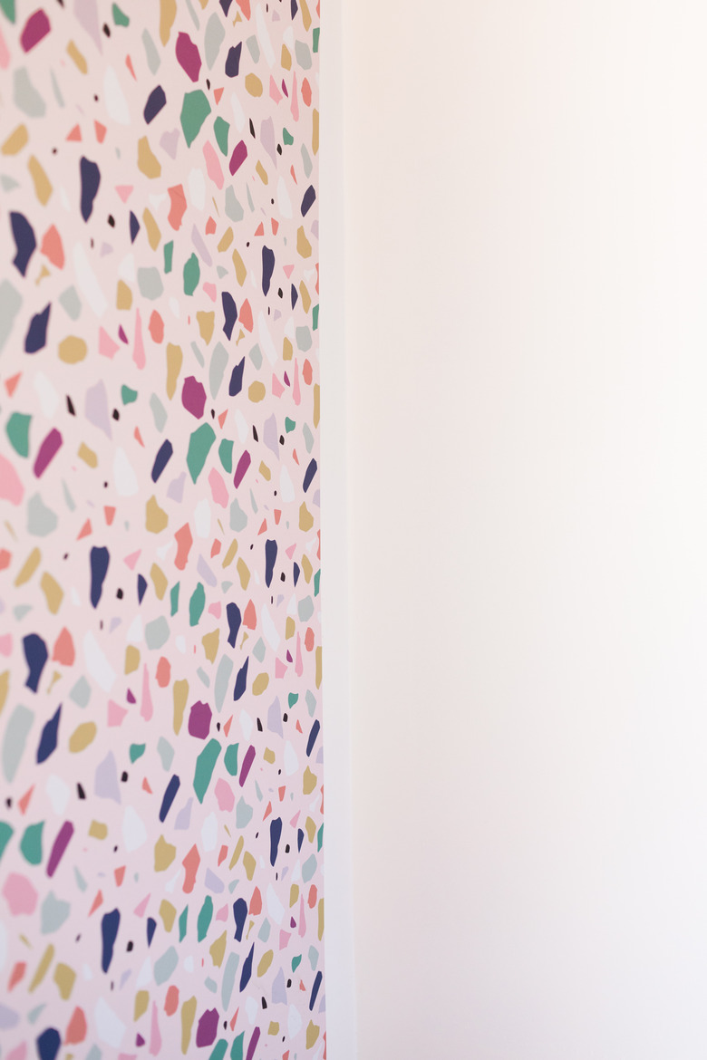 How to Hang Removable Wallpaper