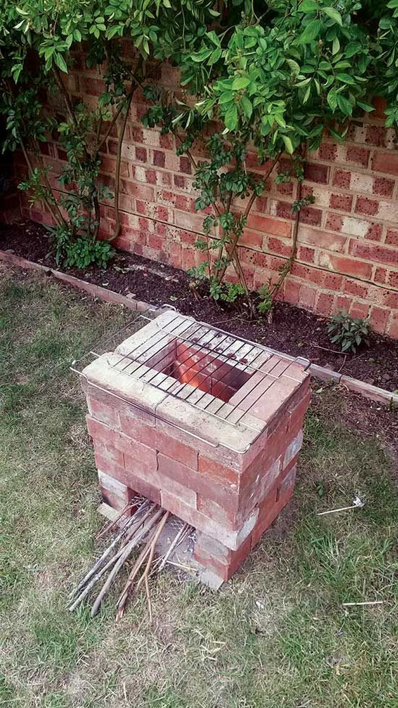 diy brick bbq