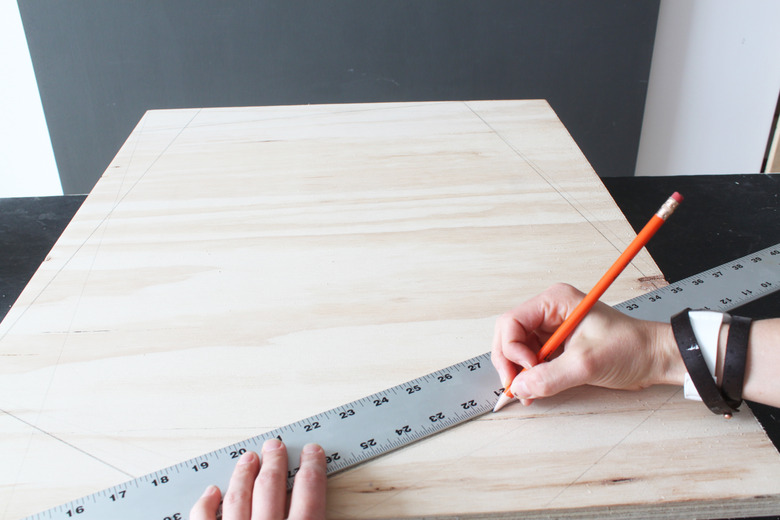 Marking the cut lines