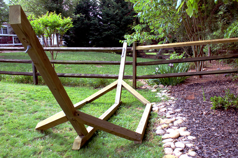 directions for how to build a backyard wood hammock base