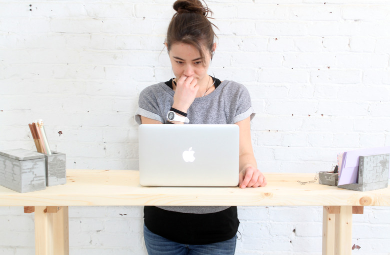 Four foot desktop gives ample elbow room