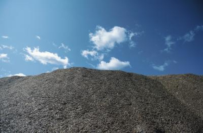 How to Remove Bird Poop From Concrete Hunker