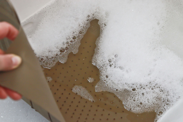 How to Remove Rubber Odor from Mats Hunker