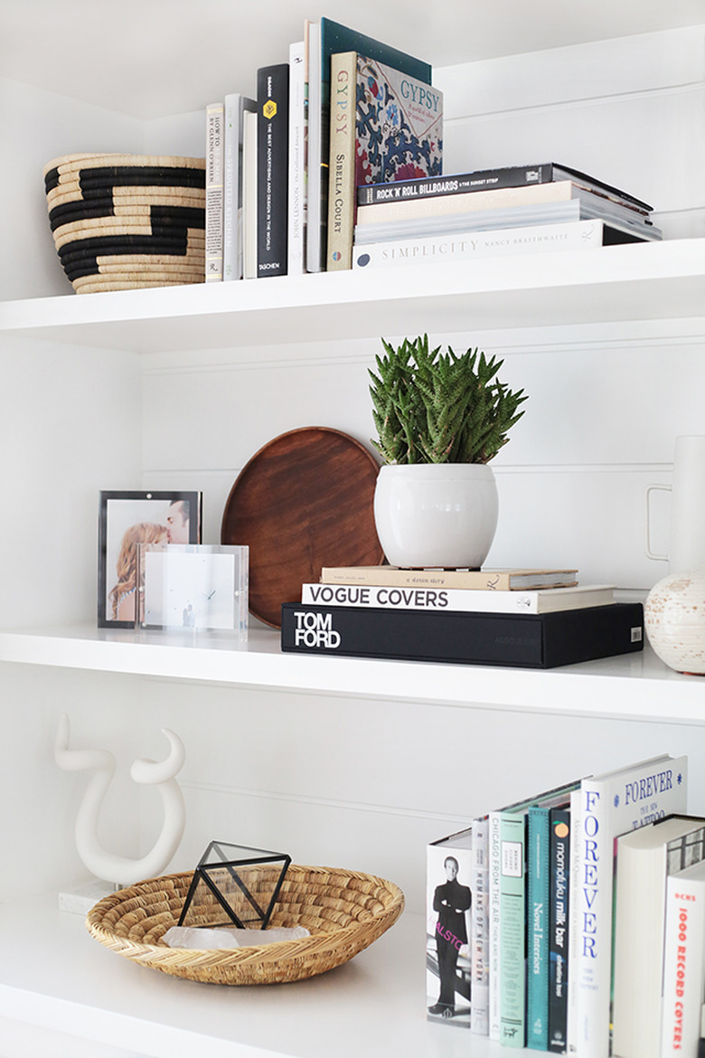 How to Style a Bookshelf