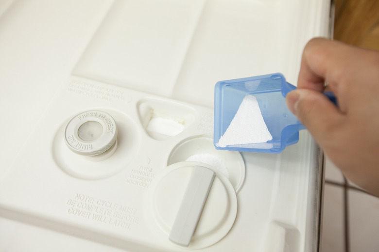 How to Use OxiClean as a Dishwasher Soap Hunker