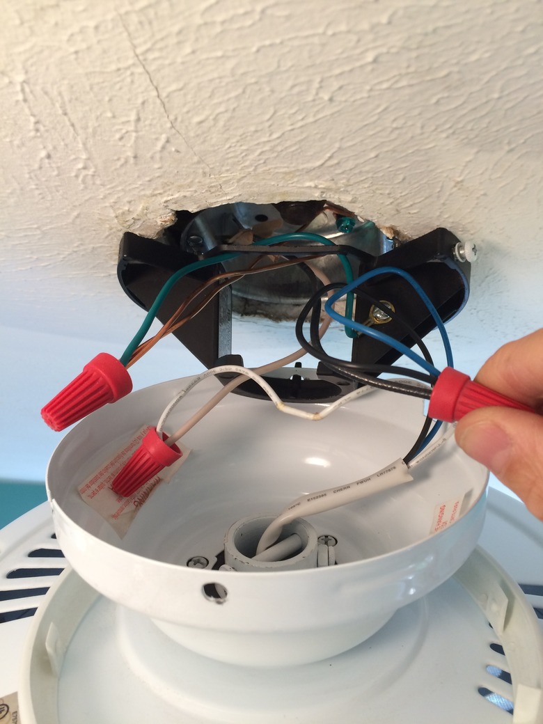 Joining fan and circuit wires with wire connectors