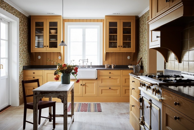yellow farmhouse kitchen