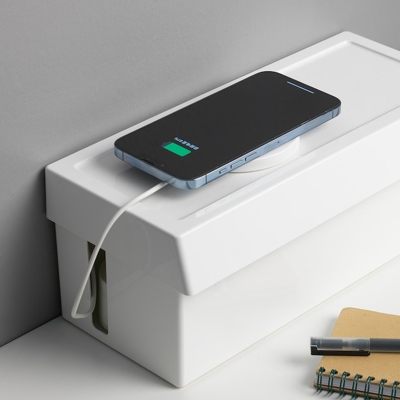 IKEA's Sätting white cable management box
