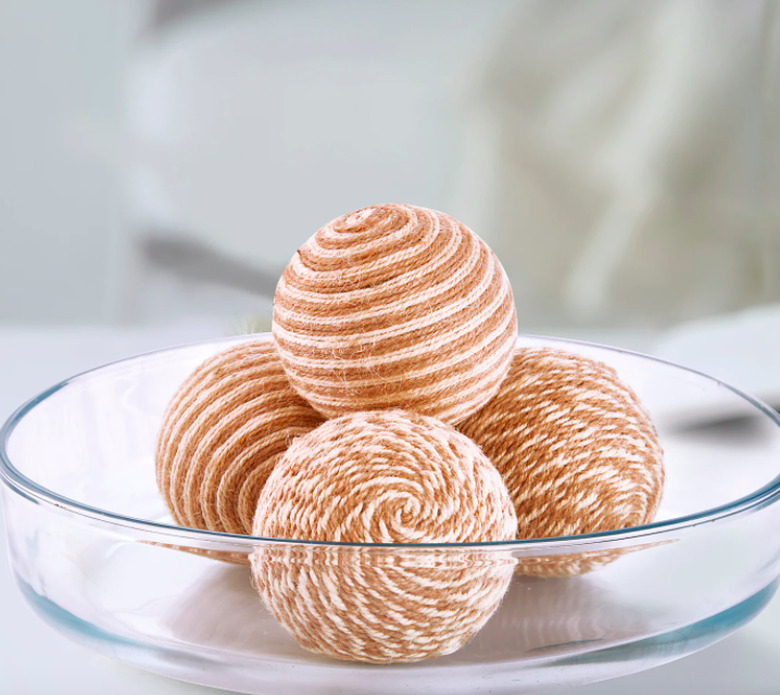 Hostmys Decorative Balls 4 pack