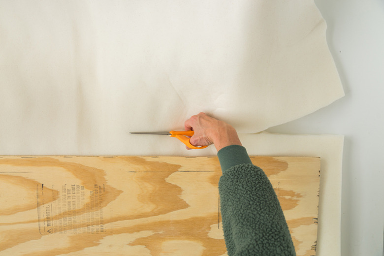 How to make an upholstered pad for mudroom bench