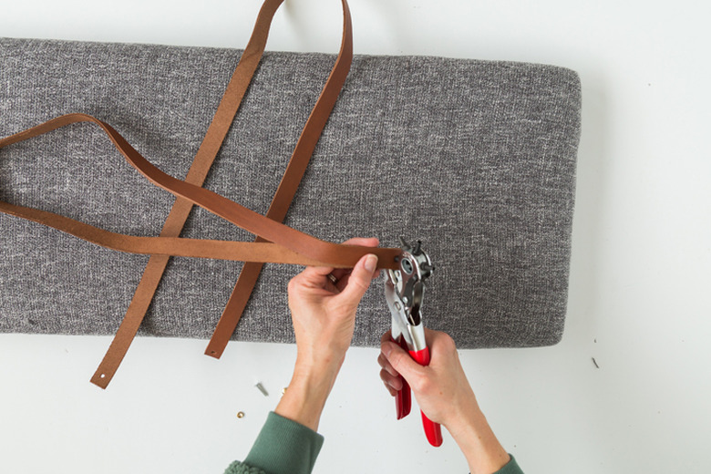 How to make an upholstered pad for mudroom bench