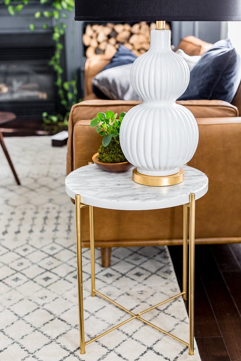 IKEA side table DIY with marble contact paper