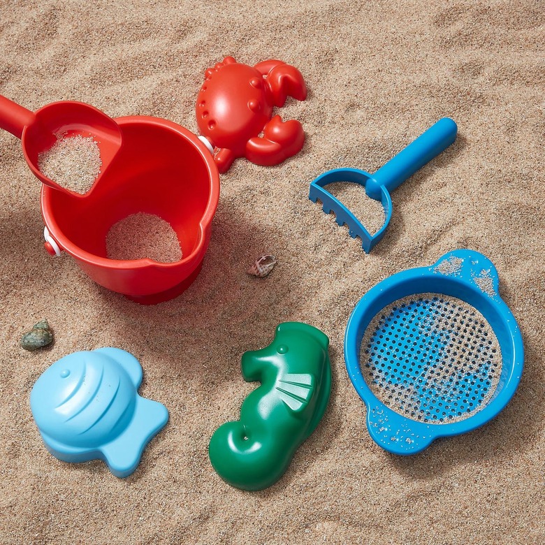 Sandig 7-Piece Sand Play Set