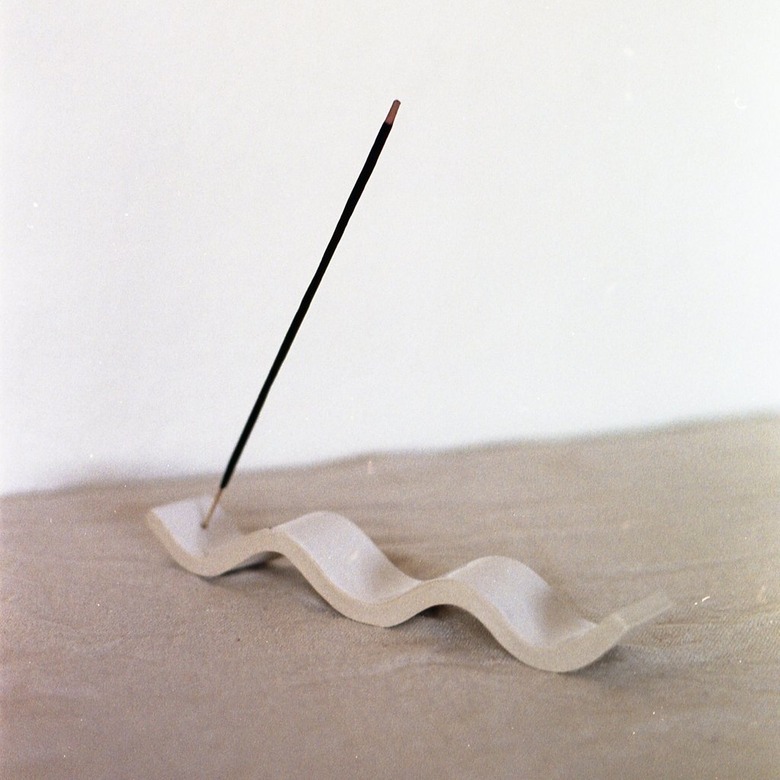 ceramic incense holder