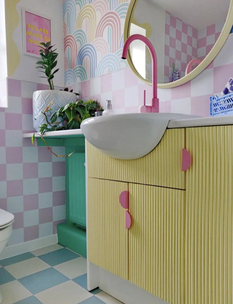kids bathroom ideas with bright colors