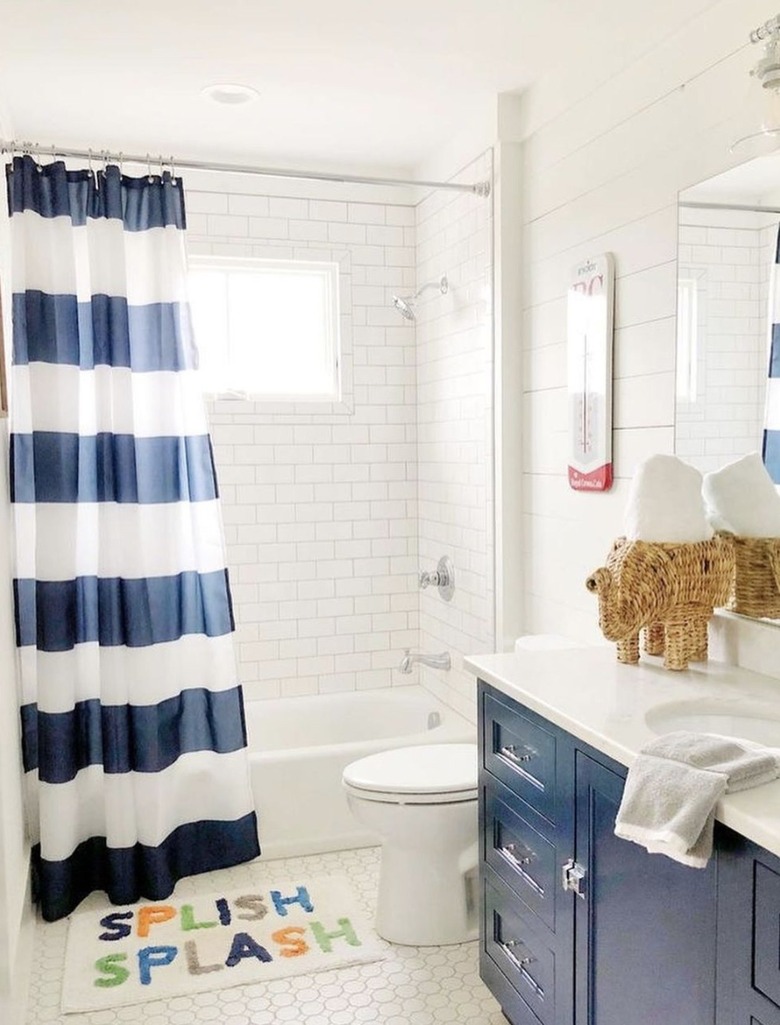 kids bathroom ideas with fun bathmat