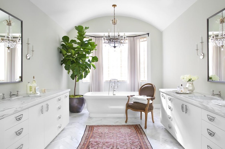 burnham designs beverly hills neutral toned bathroom paint job