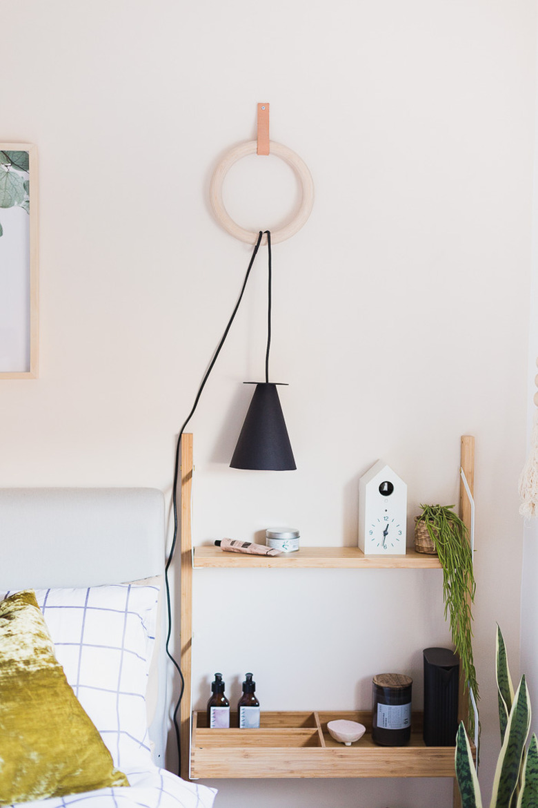 Minimalist Hanging Lamp
