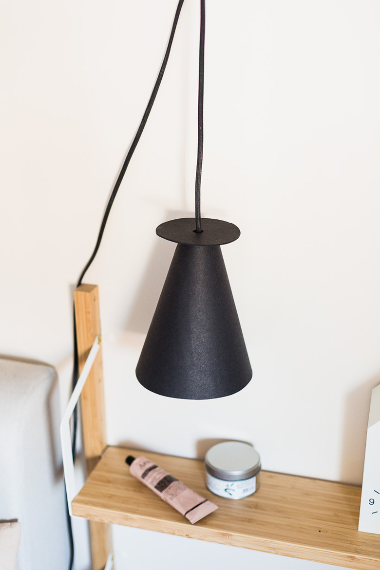 Minimalist Hanging Lamp