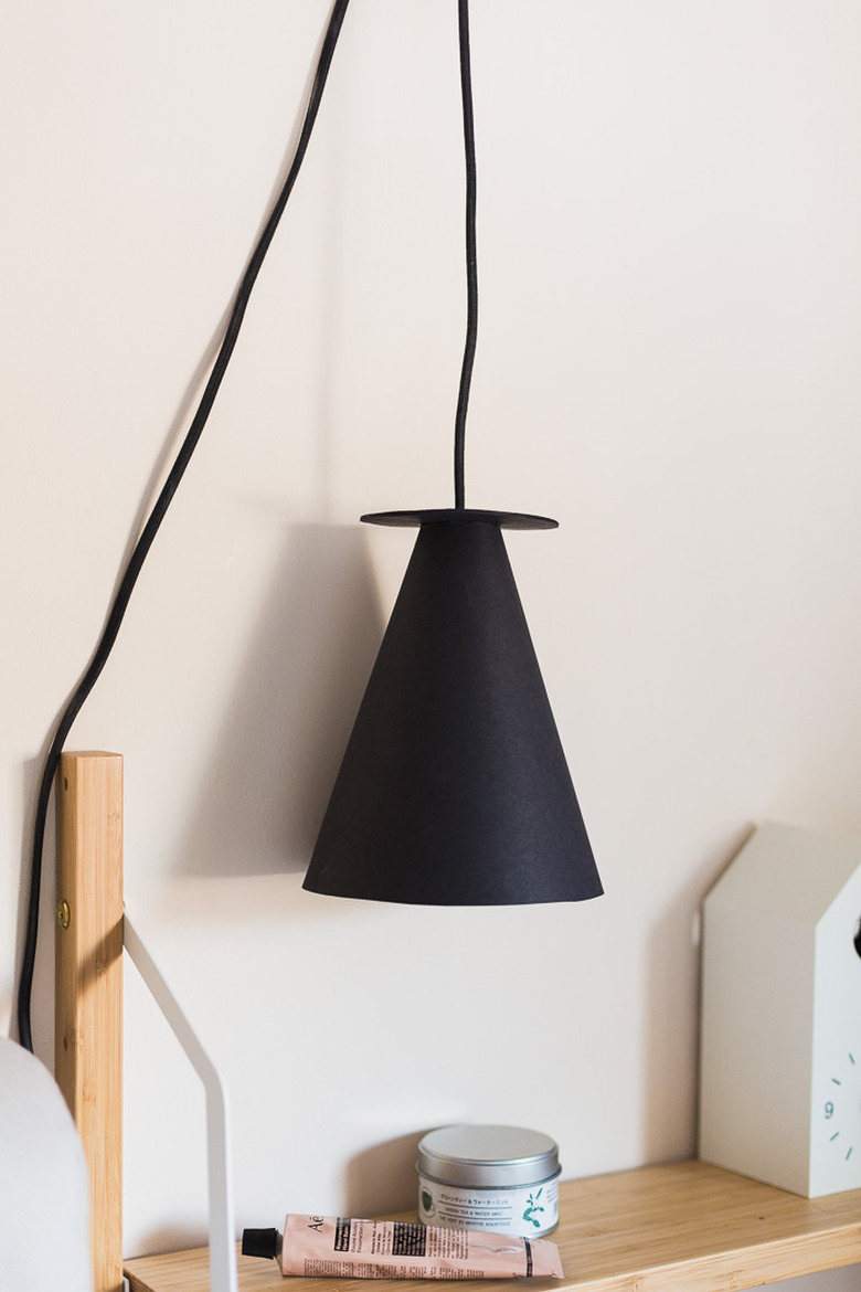 Minimalist Hanging Lamp