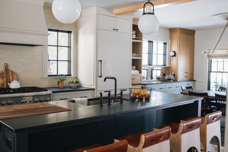 Amanda Marie Birnie kitchen