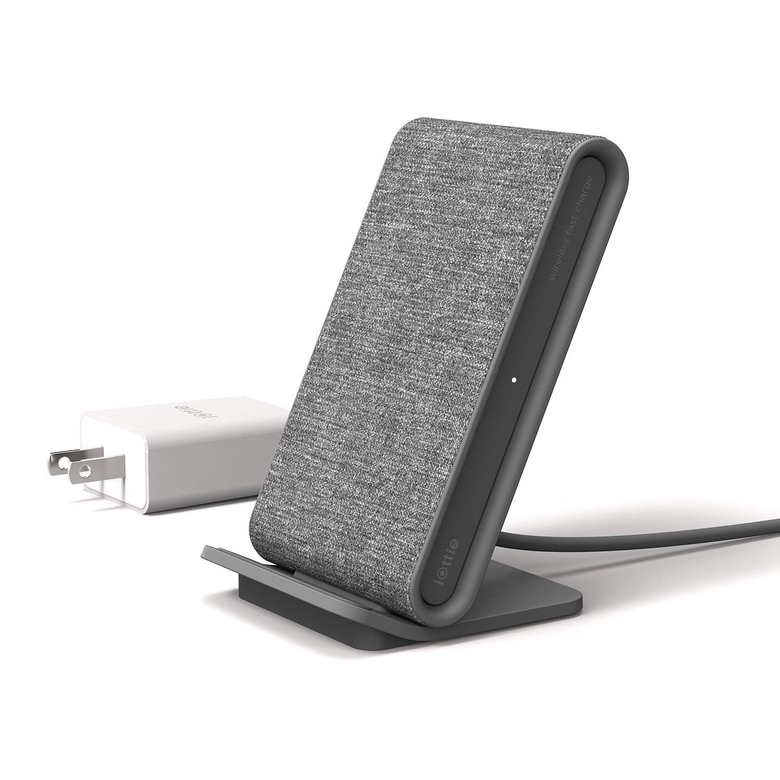 iottie ion wireless fast charging stand