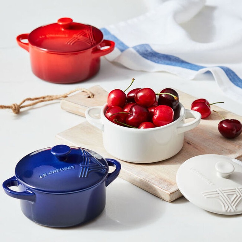 Three small baking dishes. Red and blue ones are closed