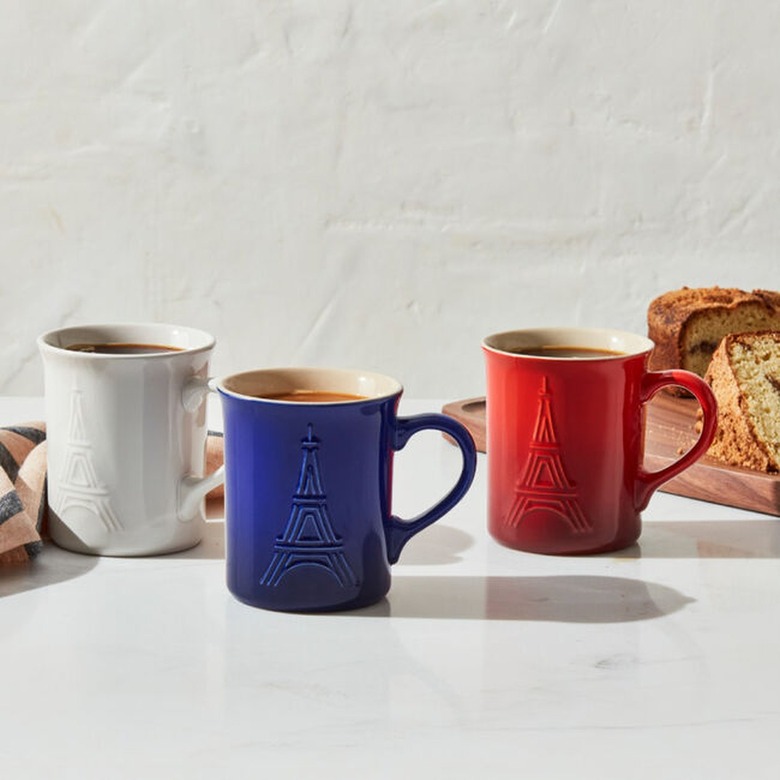 Three mugs in the colors white