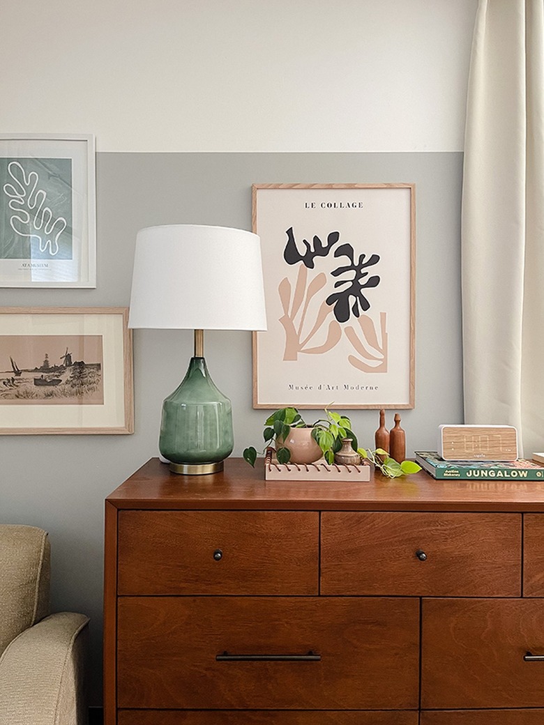 Style your ceramic-look tray with things like vintage ceramics and potted plants.