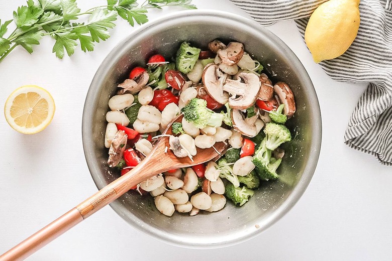 Toss all ingredients