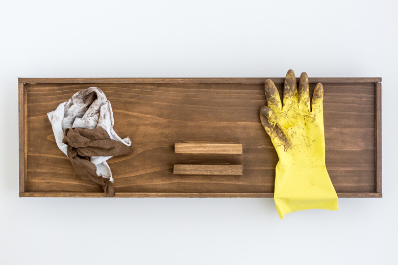 Stain the assembled wood tray.