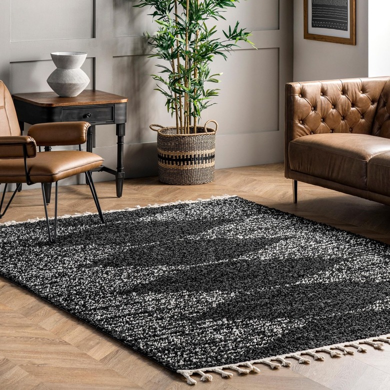 Rugs USA Black Moroccan Diamond Pinstripes Tassel Area Rug