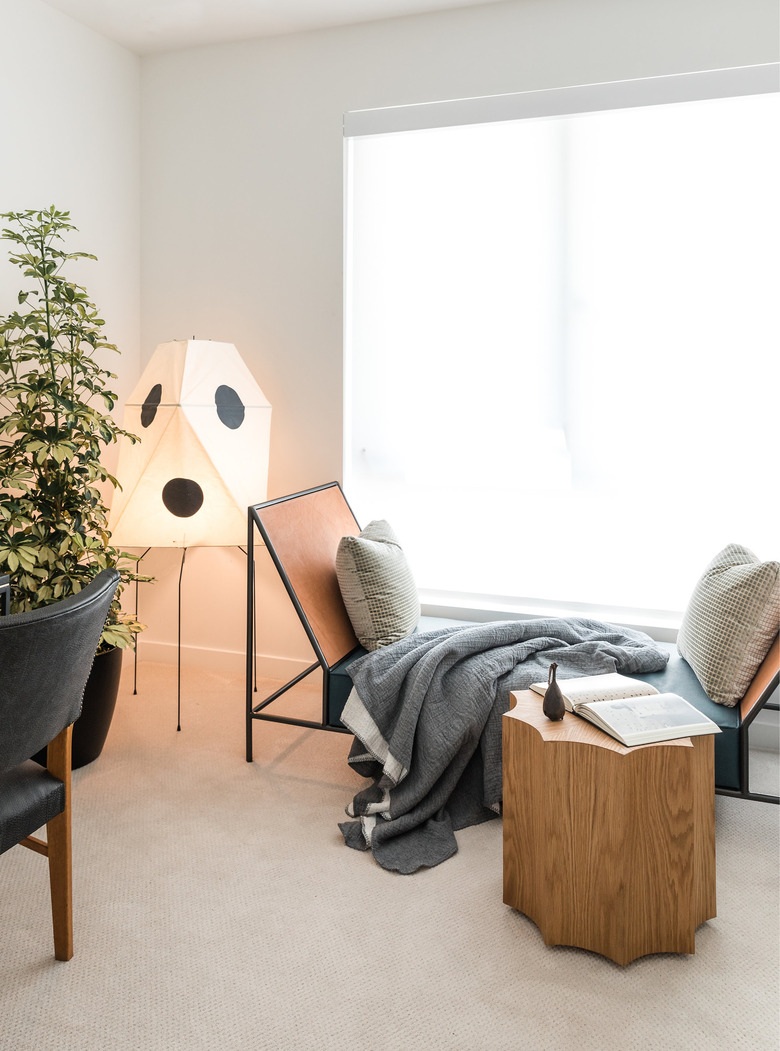 living room with daybed