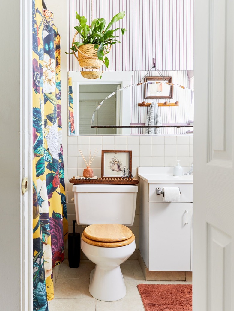 julie rose maximalist bathroom