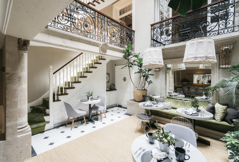 Nima Local House Hotel interior