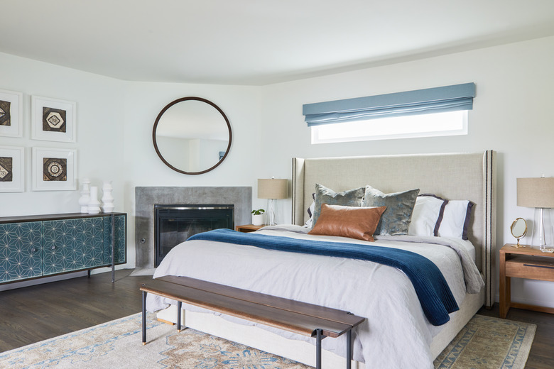 Modern master bedroom