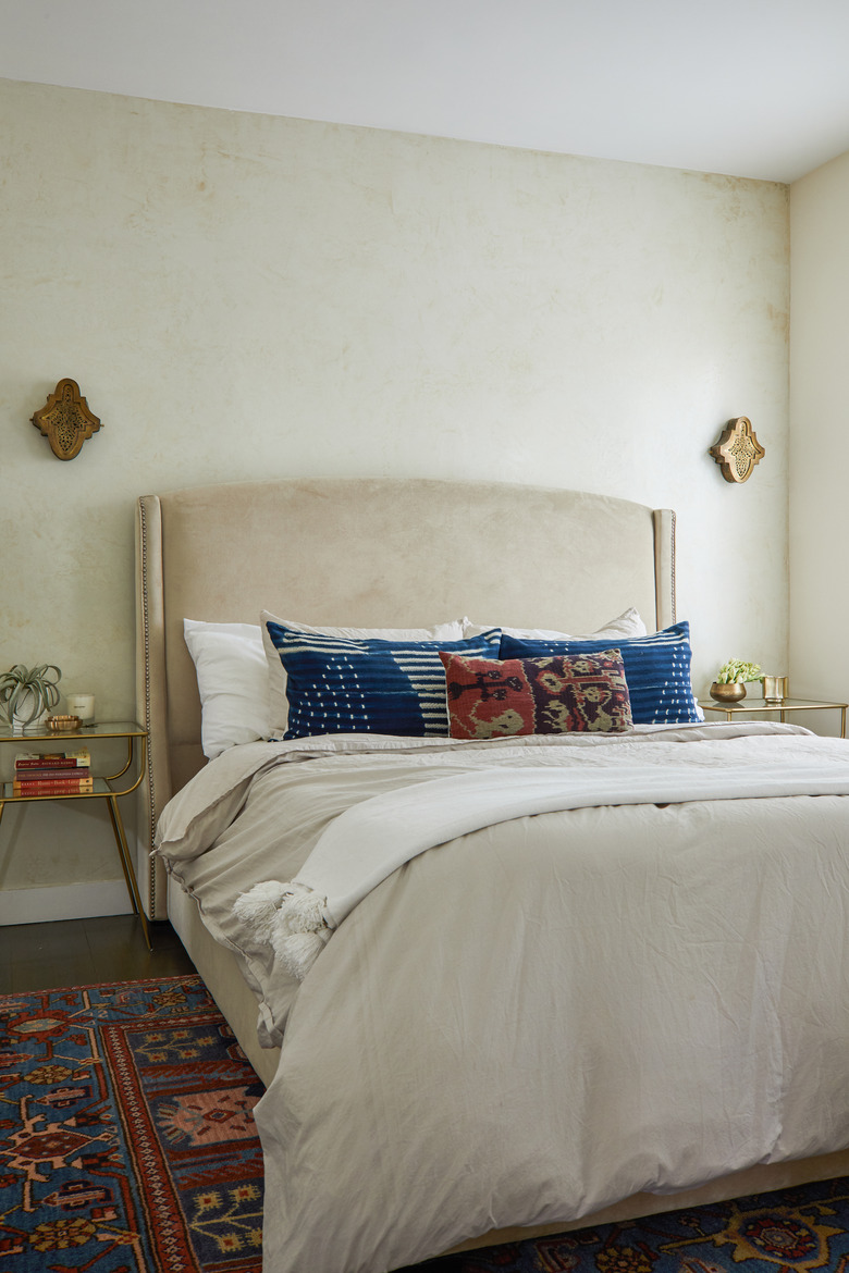 Bedroom with vintage rug and bohemian decor