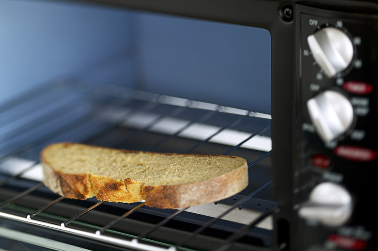 How to Use a Toaster Oven Hunker